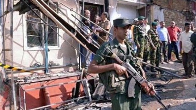 В Шри-Ланке объявлен режим чрезвычайного положения