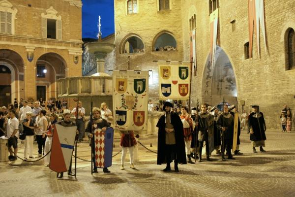 Праздник Пальо Сан Джованни Баттиста в Фабриано пройдет 14-24 июня