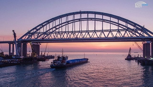 "Завидую белой завистью": экс-депутат Рады проехался по Крымскому мосту