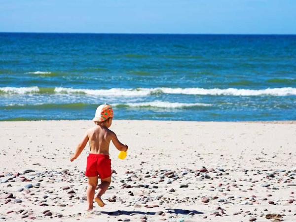 Россия стала самой популярной страной для летнего отдыха с маленькими детьми