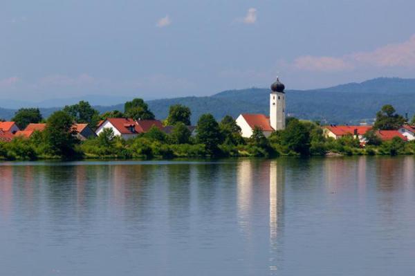 Уровень воды в Дунае опустился до рекордно низких отметок