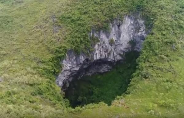 Новое «чудо света»: в Китае обнаружили гигантскую пещеру