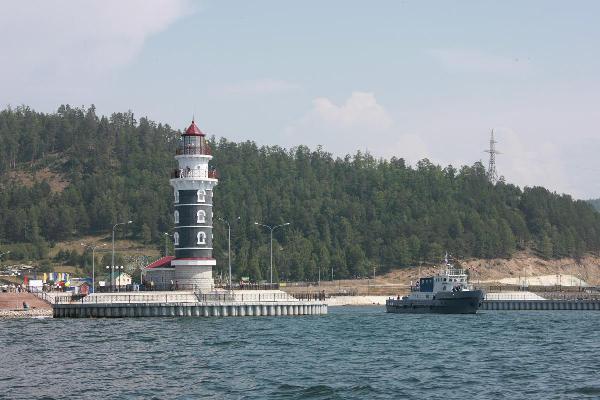 Власти Бурятии намерены развивать на Байкале элитный туризм