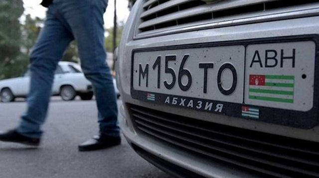 Авто на абхазских номерах: плюсы и минусы