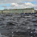 Смольный: Развитие туризма в Петербурге ограничивает высокая сезонность